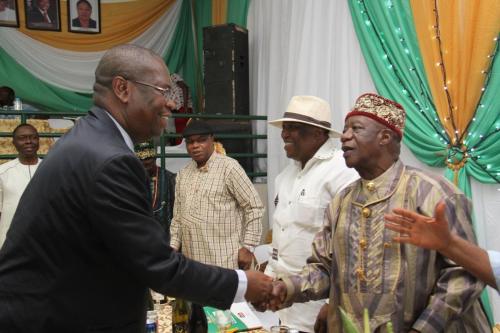 VC-SHAKING-SIR-GTG-TOBY-ALOHA